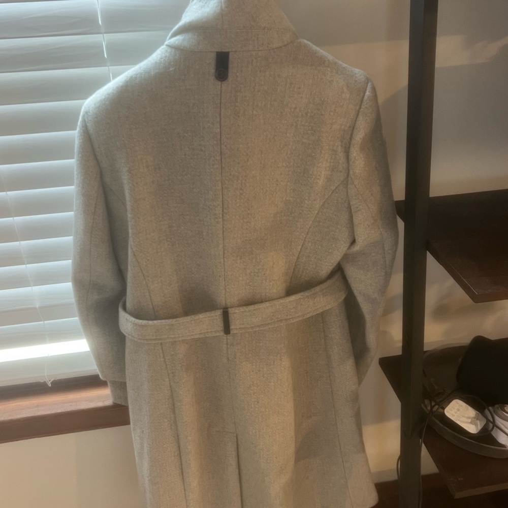 Calvin Klein Light Gray wool Coat. NWT